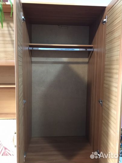 Стенка детская с кроватью