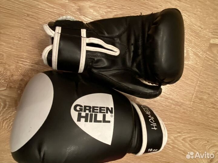 Боксерские перчатки 10 oz