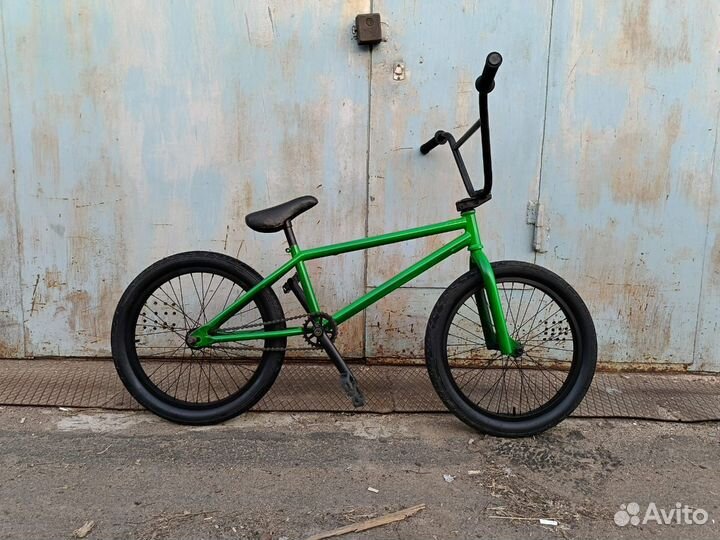 Трюковой велосипед bmx