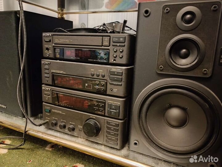 Музыкальный центр Sony (на колонках SS H-3500)