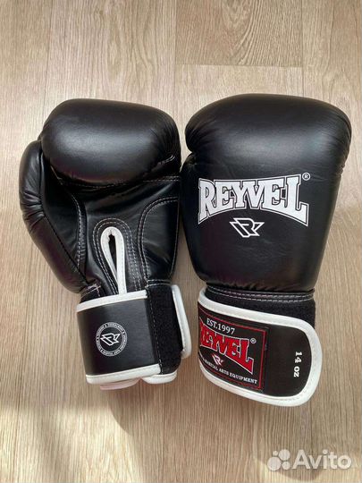 Боксерские перчатки 14 oz кожа