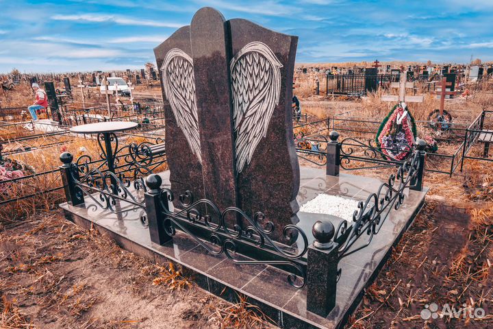 Гранитные памятники от производителя