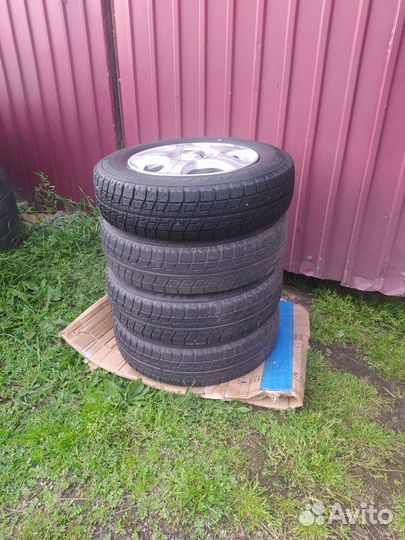 Bridgestone Blizzak Revo2 135/80 R12