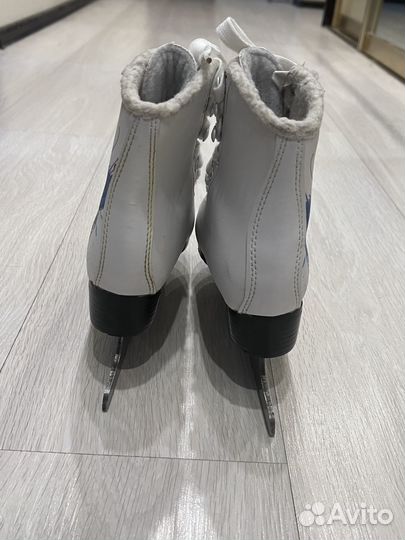 Коньки фигурные детские 31 размер