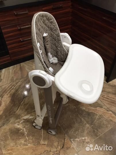 Стульчик для кормления Happy Baby Berny classic