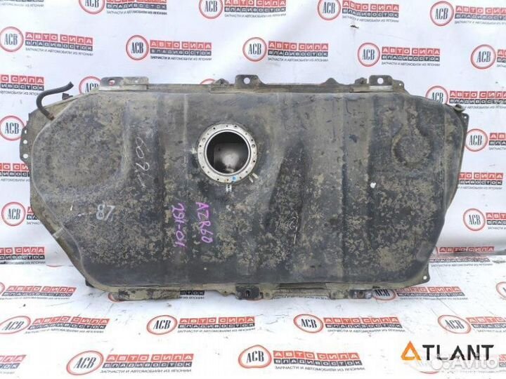 Бензобак toyota noah