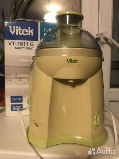 Соковыжималка Vitek VT-1611 G