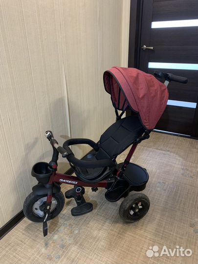 Трехколесный велосипед с родительской ручкой