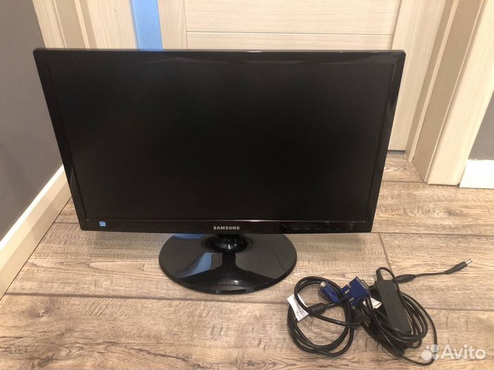 Монитор Samsung S22C300B