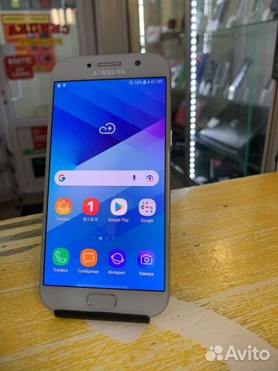 Смартфон Samsung Galaxy A5 (2017) 3/32 2 SIM