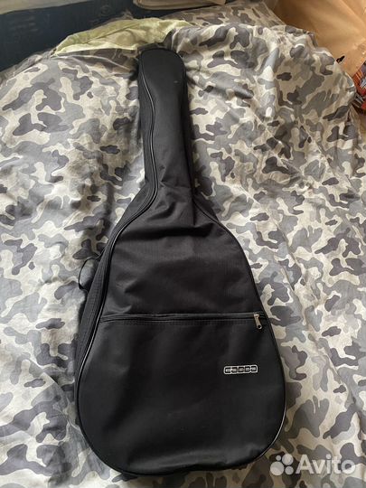 Гитара с чехлом