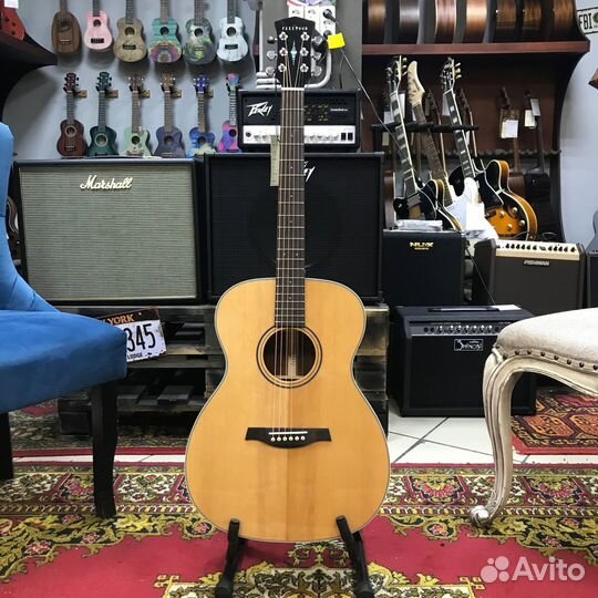 Акустическая гитара Parkwood S22