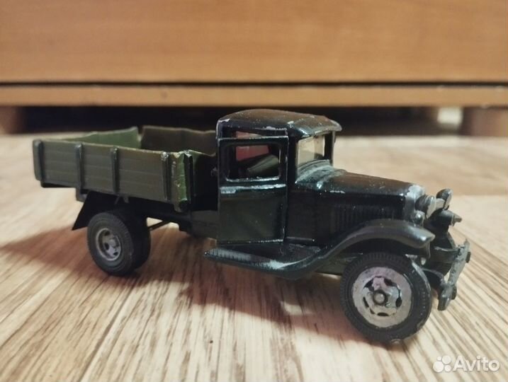 Модель автомобиля СССР газ-аа