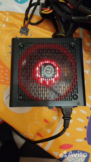 Блок питания Thermaltake toughpower GX1 700W