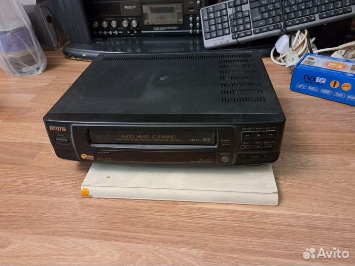 Видеомагнитофон aiwa