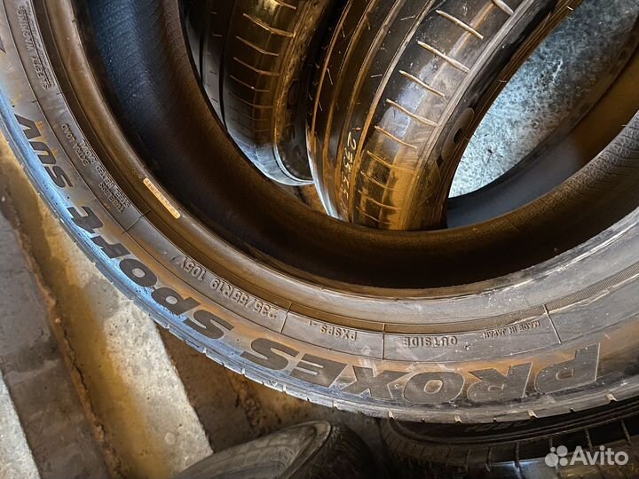 Toyo Proxes Sport SUV 235/55 R19