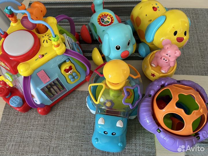 Развивающие игрушки пакетом