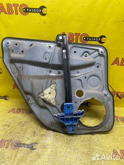 Стеклоподъемник задний правый Volkswagen Jetta AZJ