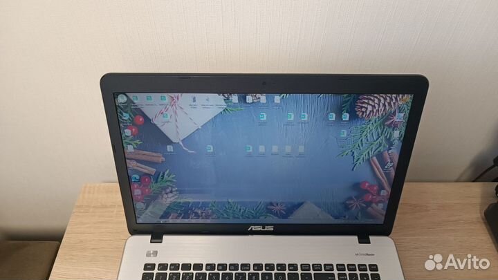 Ноутбук Asus i3-4010U/8 Gb/SSD 128