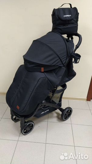 Новая прогулочная коляска Yoya Pro24 (black)