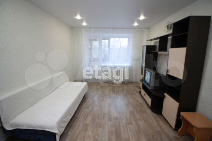 2-к. квартира, 45 м², 5/5 эт.