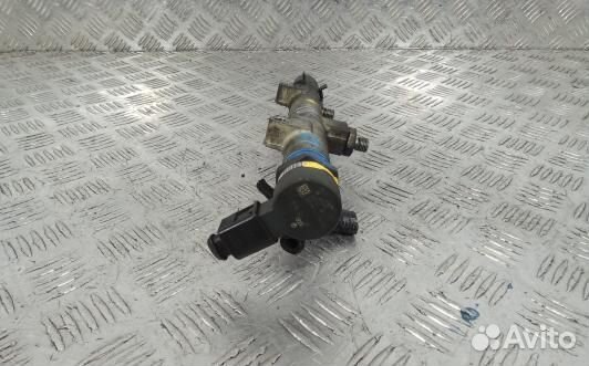 Топливная рампа дизельная audi A8 D3 (1BS08BB01)