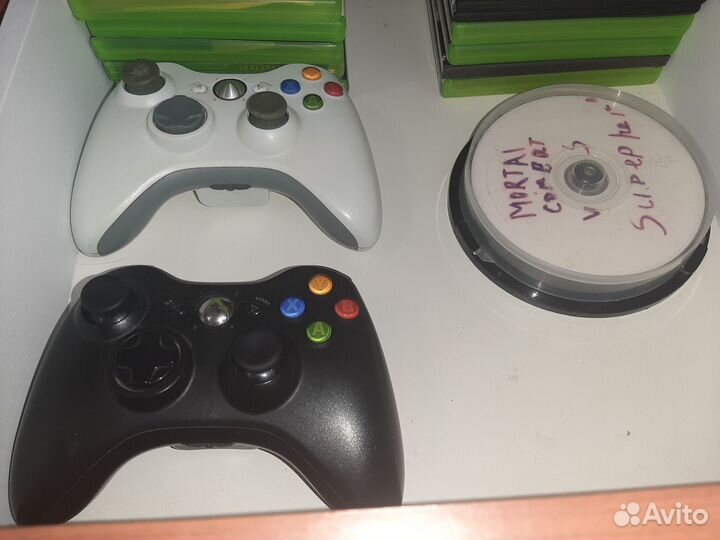 Xbox 360, полный комплект, с играми