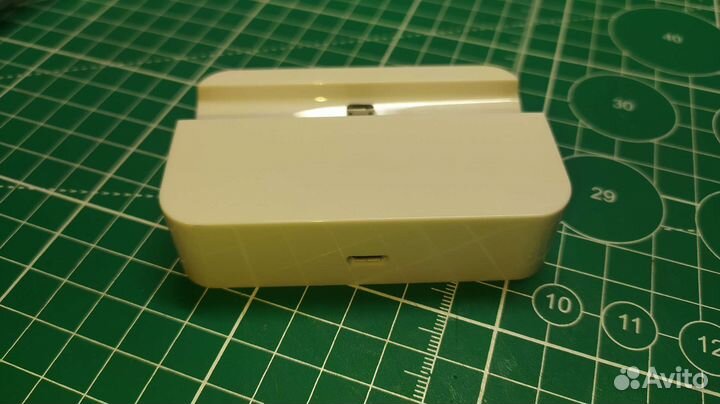 Подставка, зарядка для телефона