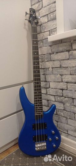 Комплект: бас гитара+комбик