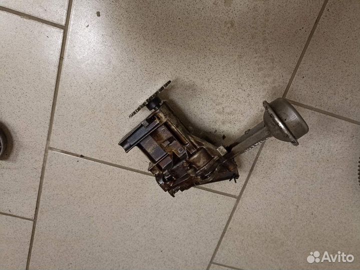 Масляный насос renault symbol K7JA700 renault