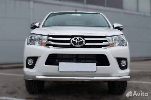 Защита переднего бампера D76 Toyota Hilux 2015+