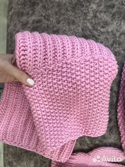 Головные уборы женские зимние