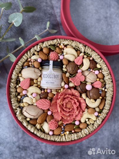 Подарочные наборы, подарочные боксы, подарки