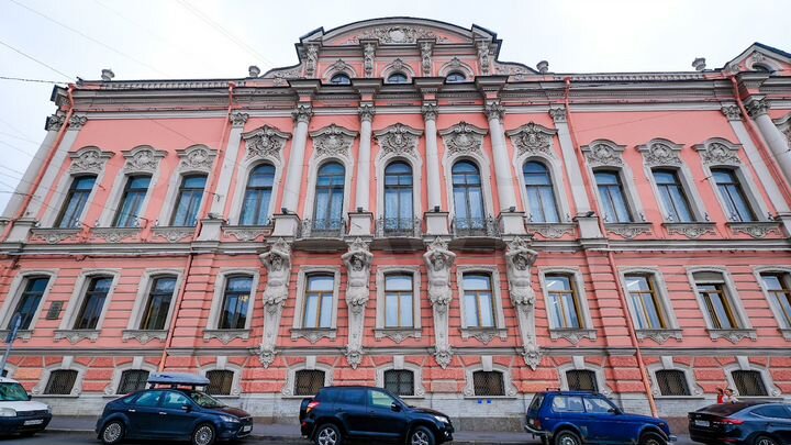 Офис 89 м2 вид на Фонтанку