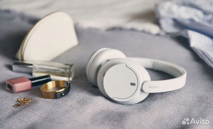 Беспроводные наушники Sony WH-CH720N Белые