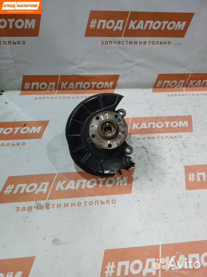 Кулак передний правый Volkswagen Golf 5 2009