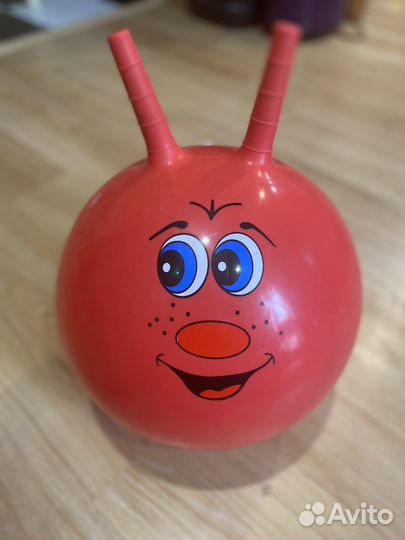 Мяч гимнастический