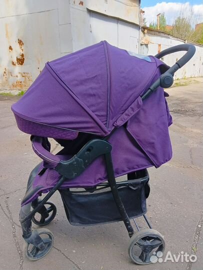 Прогулочная коляска для девочки фиолетовая