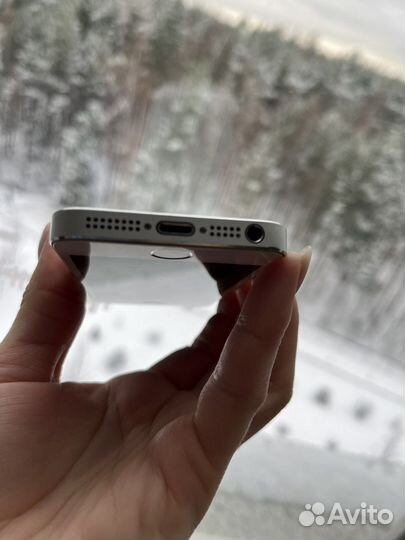 Телефон iPhone 5s (без обмена)