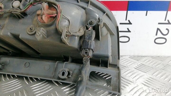 Фонарь задний левый Hyundai Grand Starex/H1/Starex