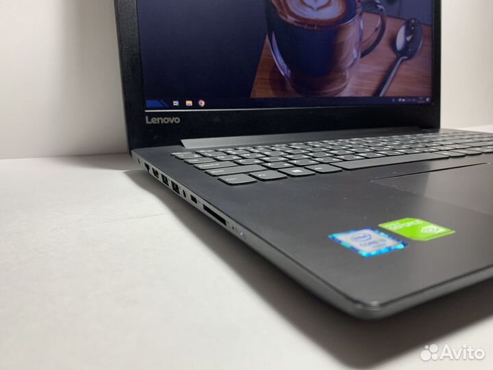 Игровой ноутбук Lenovo i3/2видеокарты/8gb/ddr4/ssd