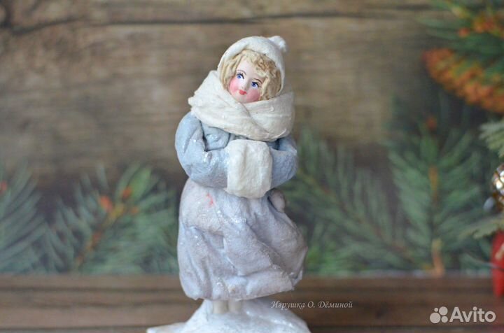 Ватная игрушка в ретро стиле, «Девочка с муфтой»