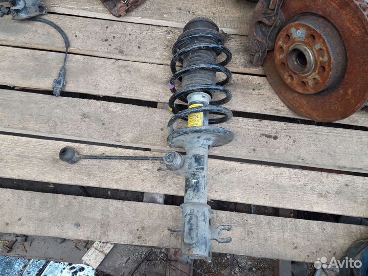 Стойка левая Швроле Авео т250