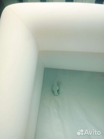 Надувная ванночка для купания