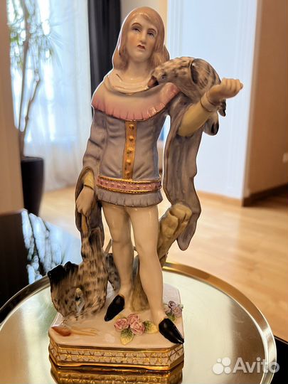 Фарфоровая статуэтка Meissen