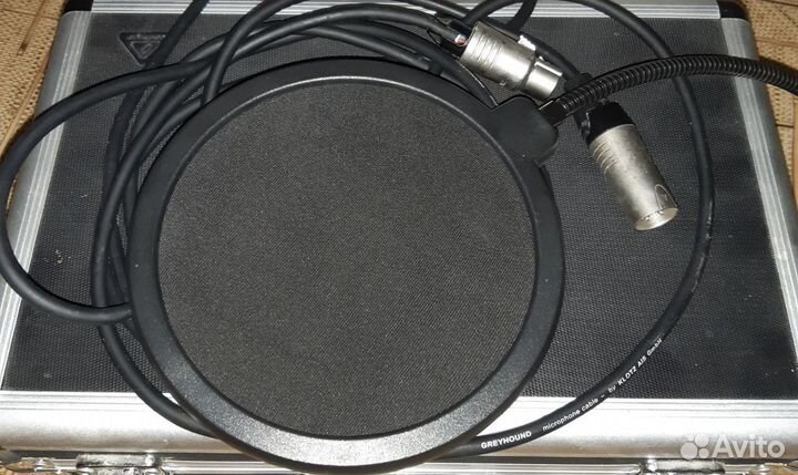 Микрофон behringer b1
