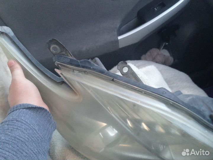 Тойота Приус 30. Фара передняя правая. Б,у