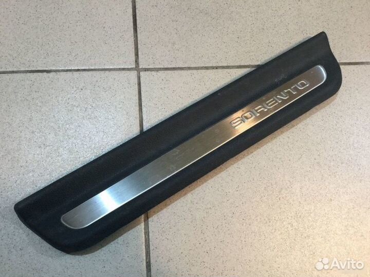 Накладка порога внутренняя Kia Sorento 2015