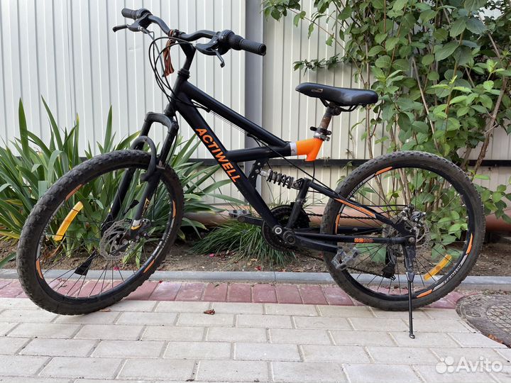 Велосипед подростковый. Торг уместен