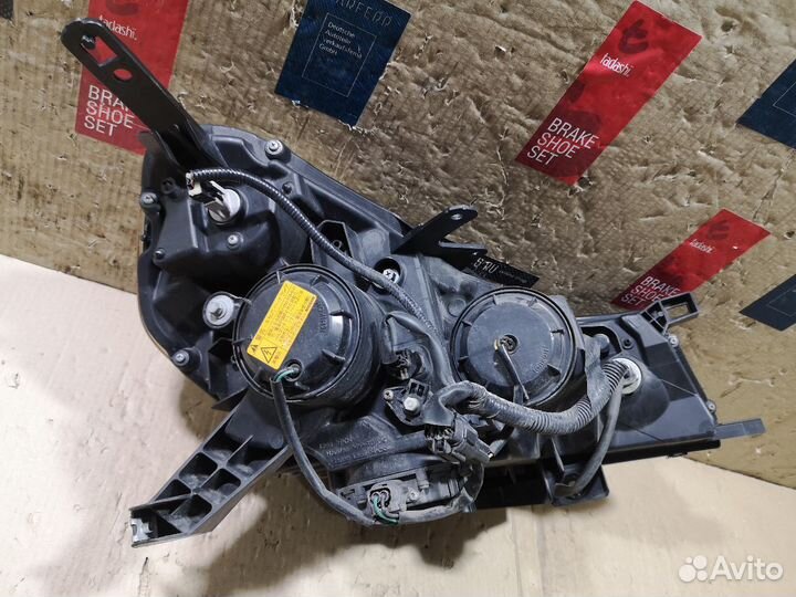 Фара левая Nissan Wingroad NY12